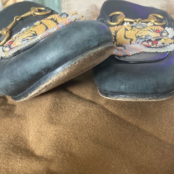 Gucci Princeton Tiger Fur Loafers - Picture 8 of 16